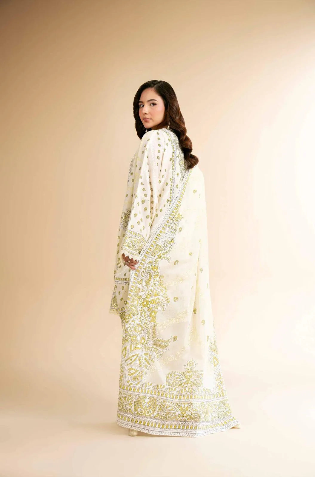 3 Pcs Women's Unstitched Printed Suit