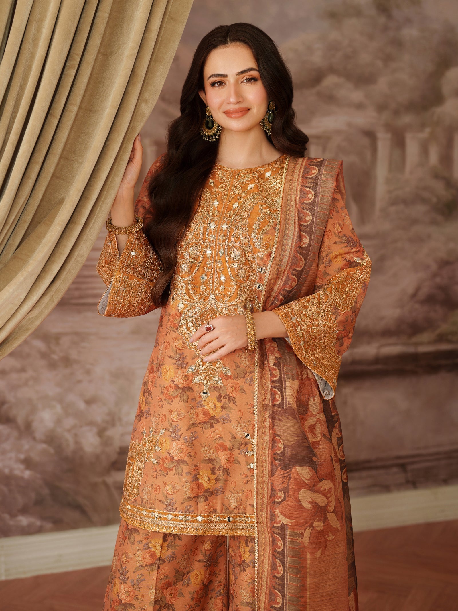 Mohagni | Unstitched 3PCS LAWN Digital Print 3pcs With CHIFFON READY TO WEAR DUPATTA & Patches