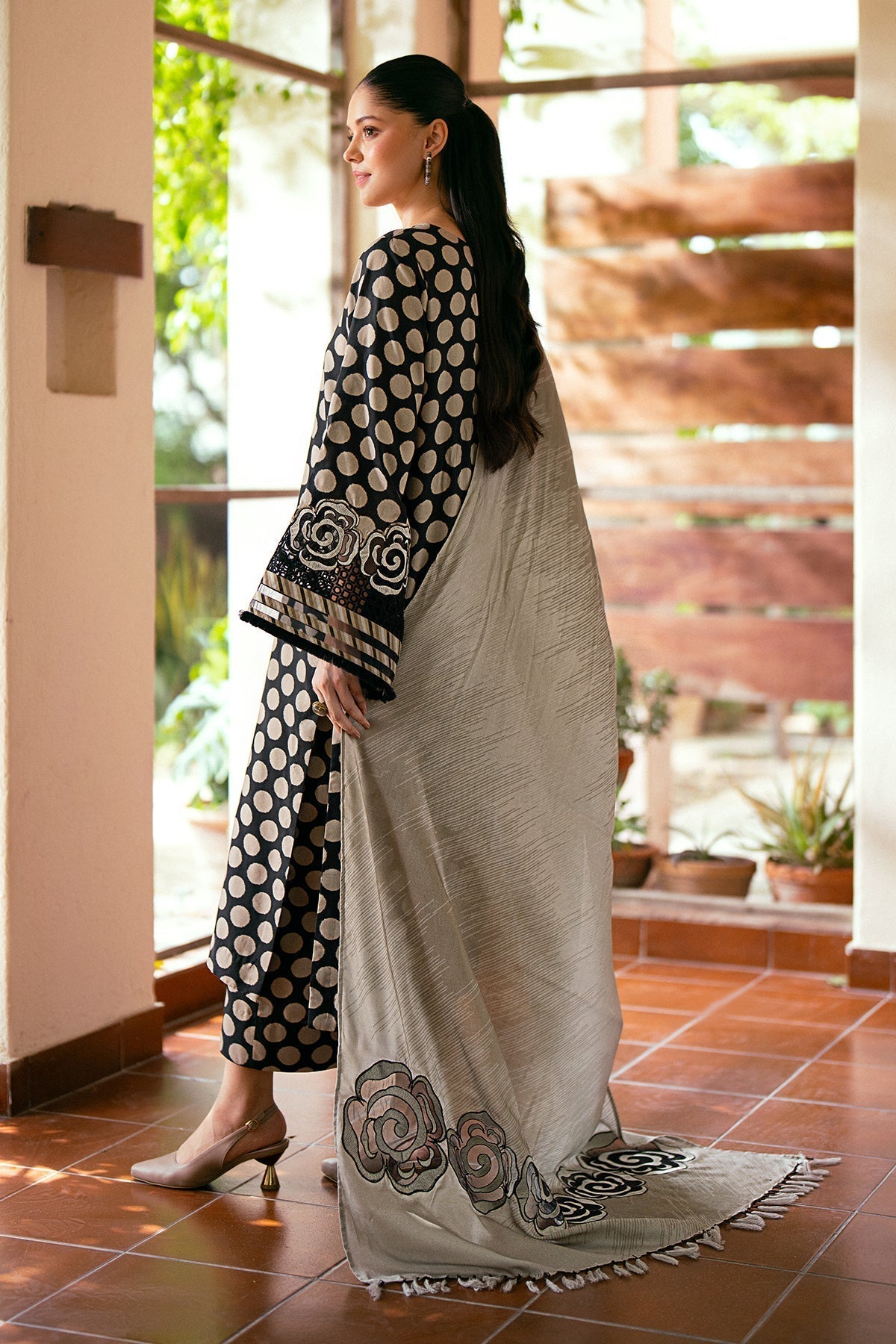 BAROQUE | Unstitched Lawn Digital Printed 3pcs With Chiffon Dupatta & Patches Eid Collection