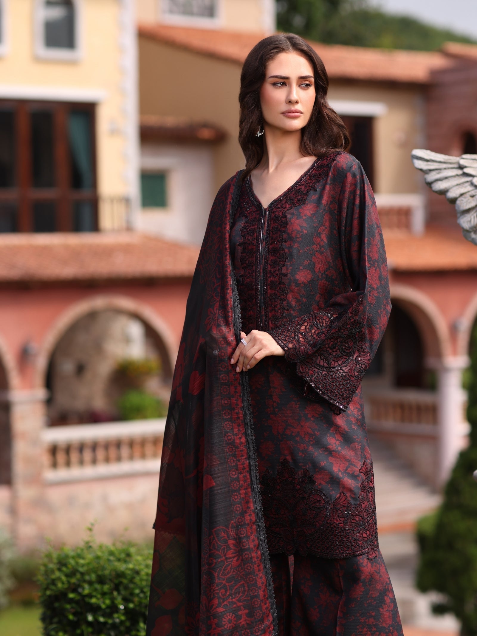 MOHAGNI | Unstitched Lawn Digital Printed 3pcs With Chiffon Dupatta & Patches Eid Collection