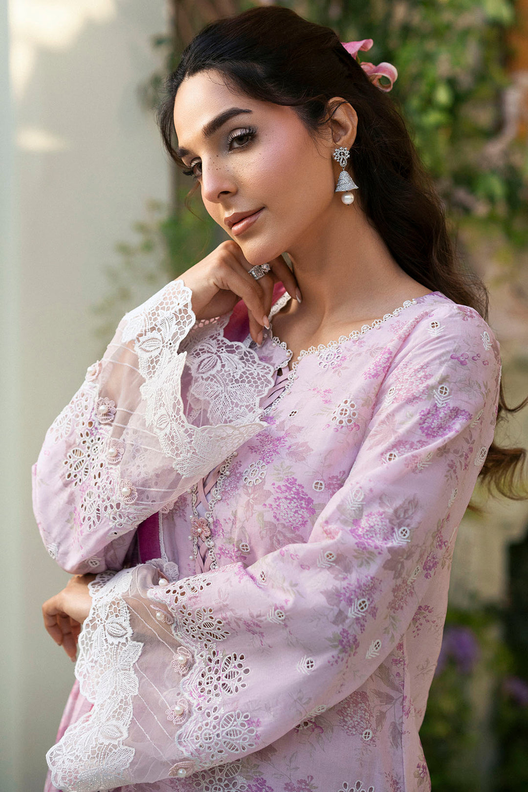 MOTIFZ | Unstitched 3PCS LAWN Digital Print 3pcs With CHIFFON READY TO WEAR DUPATTA & Embroidered Patches
