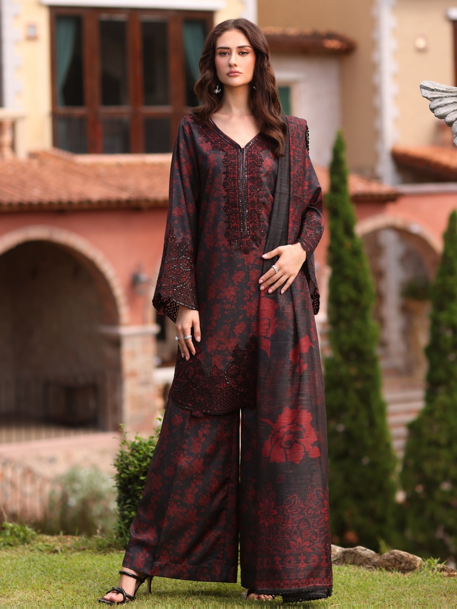 MOHAGNI | Unstitched Lawn Digital Printed 3pcs With Chiffon Dupatta & Patches Eid Collection