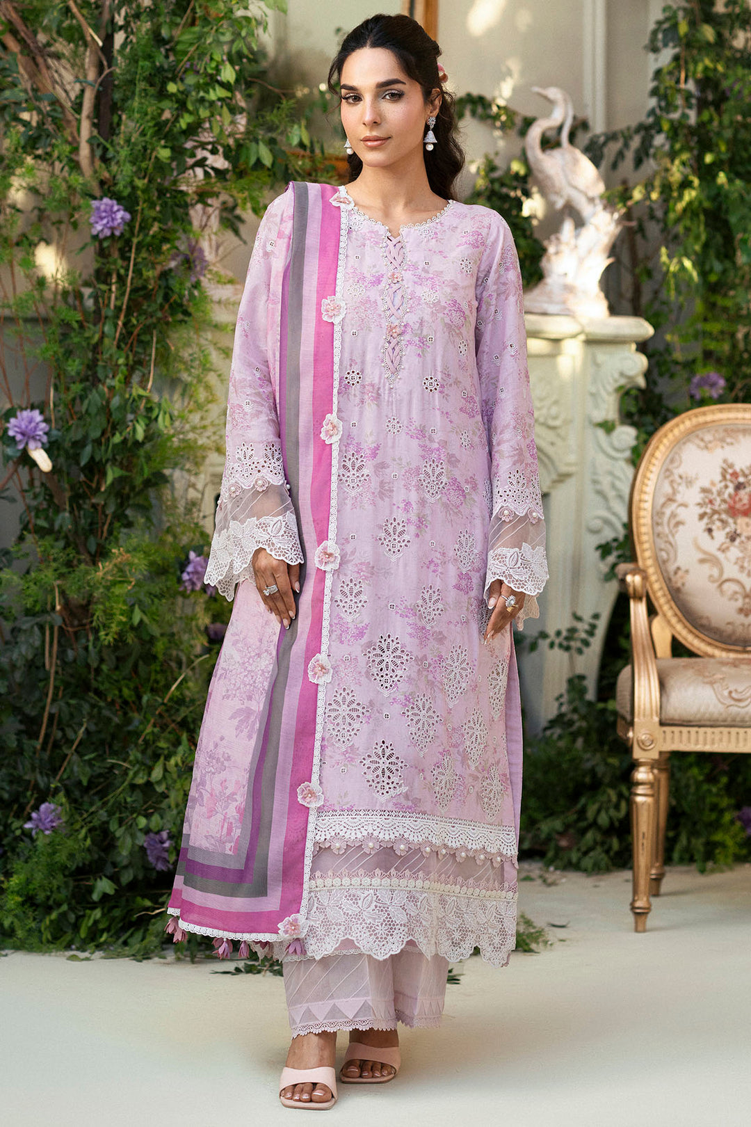 MOTIFZ | Unstitched 3PCS LAWN Digital Print 3pcs With CHIFFON READY TO WEAR DUPATTA & Embroidered Patches