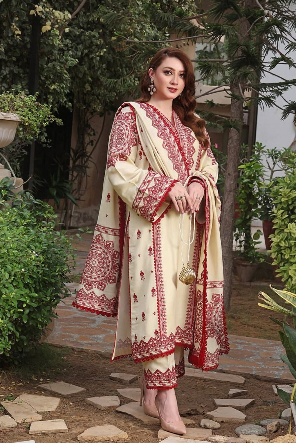Embroidered 3pcs Dhanak Dress With Premium digital printed Shawl. Red