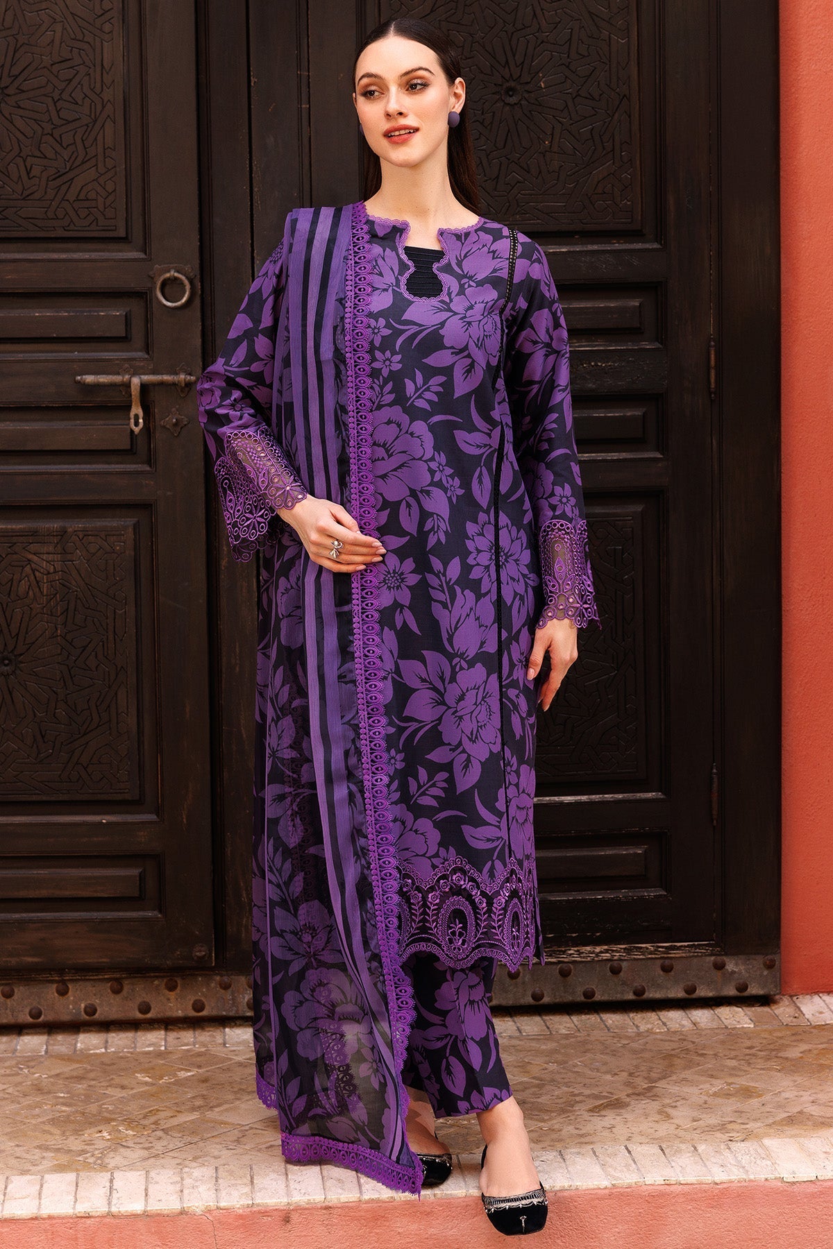 FARASHA| Unstitched Purple premium Lawn 3pcs With LAWN Dupatta Eid Collection & Patches